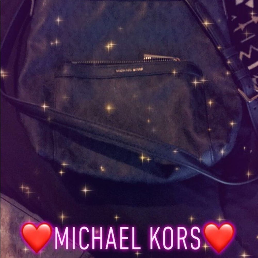 Authentic Michael Kors crossbody